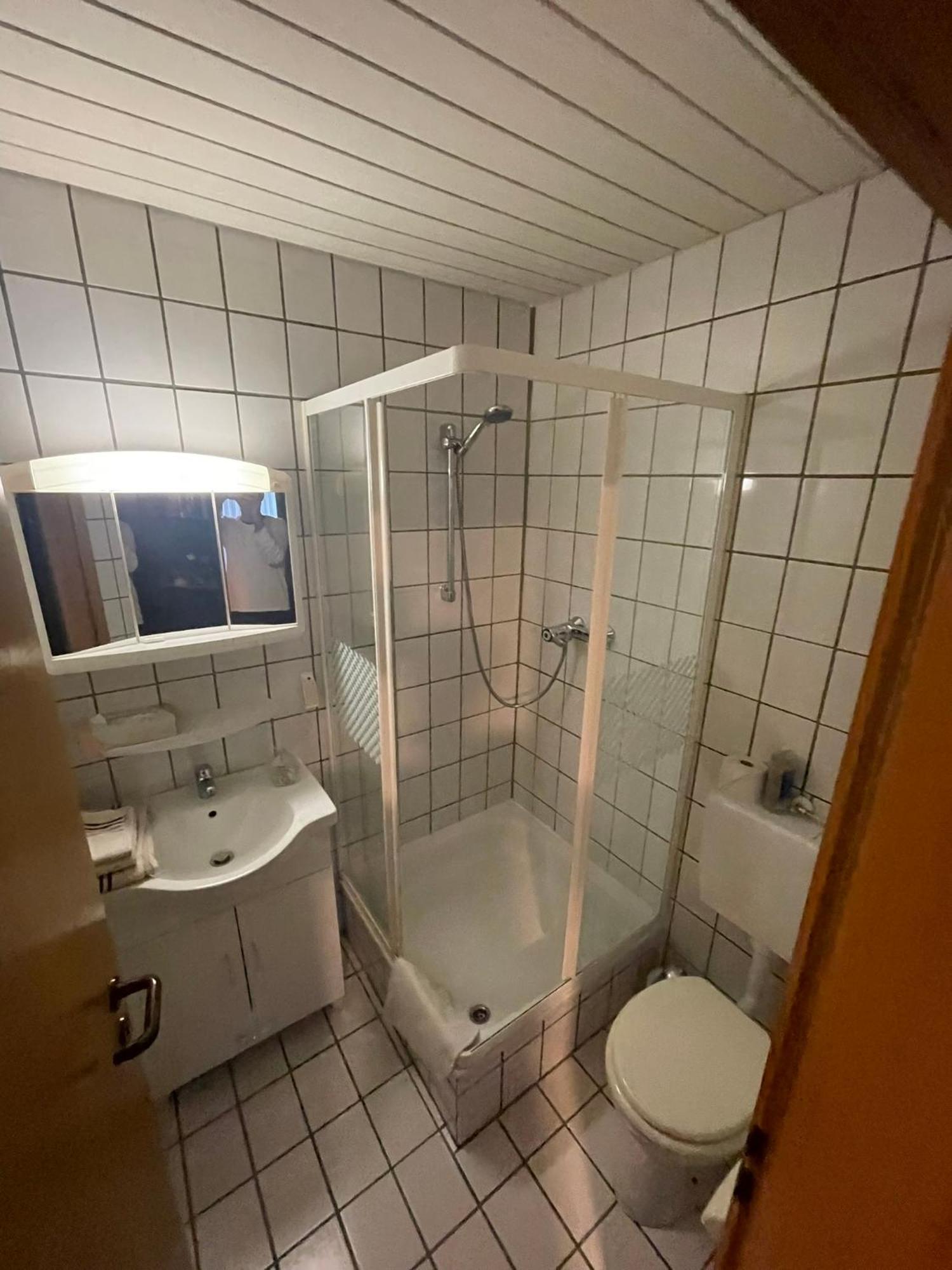 Hoffmann Apartment *